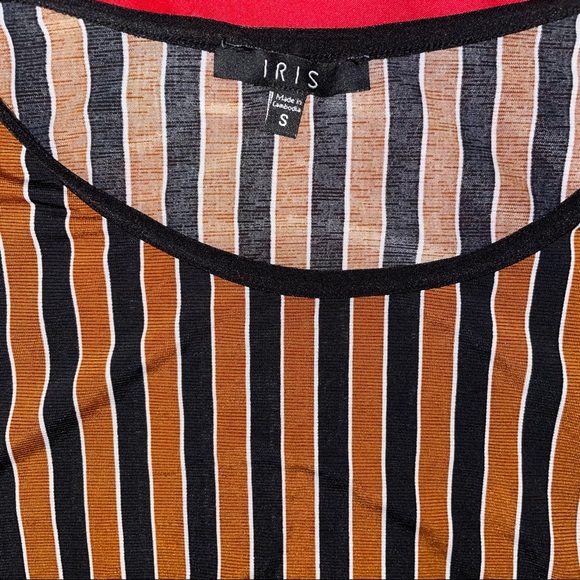 Woman’s crop top black and gold size small - Picture 6 of 7